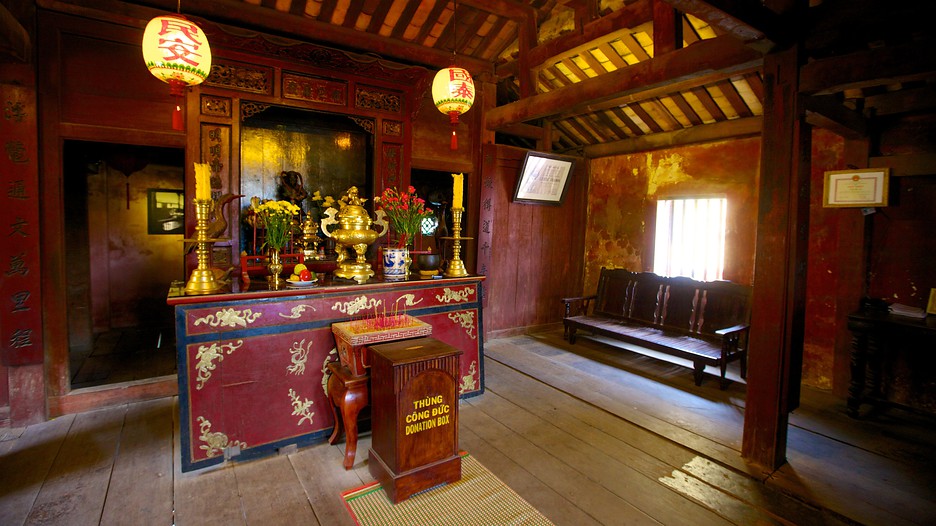 Tran Vo Bac De statue