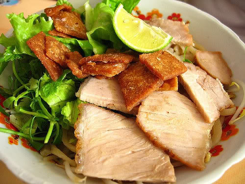 Cao lau noodle Mrs Be (Ba Be)